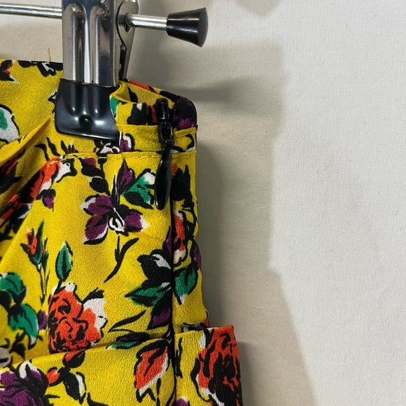 Zara Draped Yellow Floral Print Mini Skirt Jewel Buttons Size Small - Picture 6 of 9